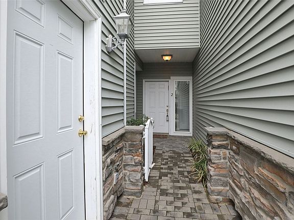 5th image of 4 Sagamore Dr