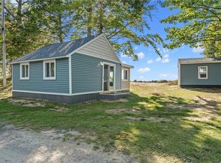81 N Rainbow Shores Rd, Pulaski, NY 13142