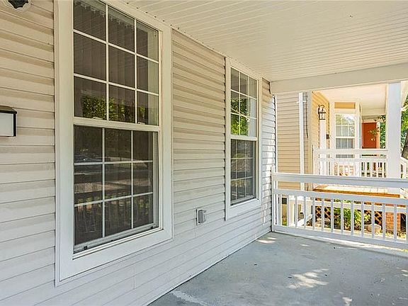 3rd image of 914 N 36th St
