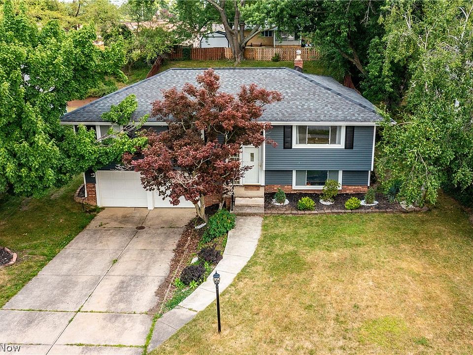 1st image of 8304 Fenway Dr