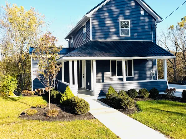 667 Highland Ave, Barberton, OH 44203