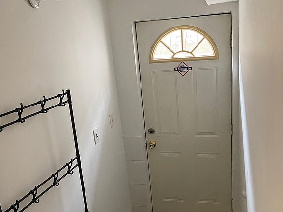 3rd image of 8312 Homelawn St Floor 1