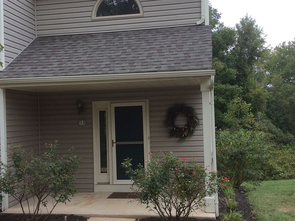 1st image of 93 Yellowwood Dr