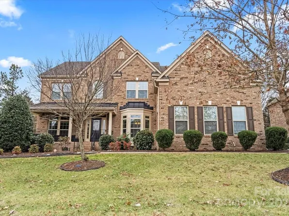 4229 Green Park Ct, Harrisburg, NC 28075