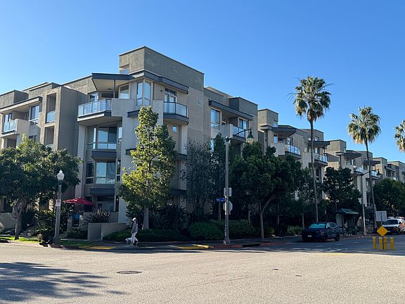 3rd image of 13044 Pacific Promenade APT 120