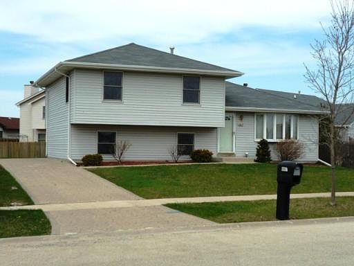 1st image of 6907 W Applegate Dr