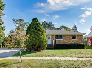 901 S Can Dota Ave, Mount Prospect, IL