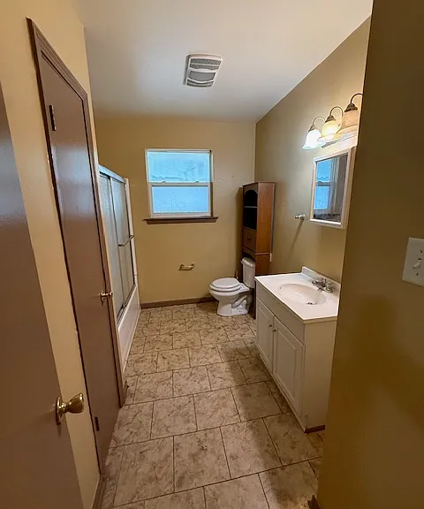 1548 Aviators St #D — Photo 10