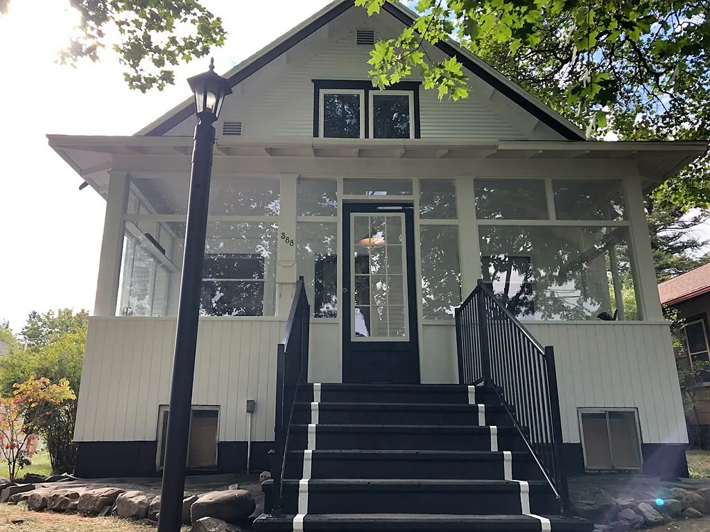 2nd Ave, Kalispell — Photo 1