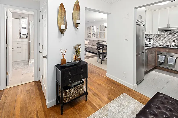 Sold by Richmont Realty LLC | media 4