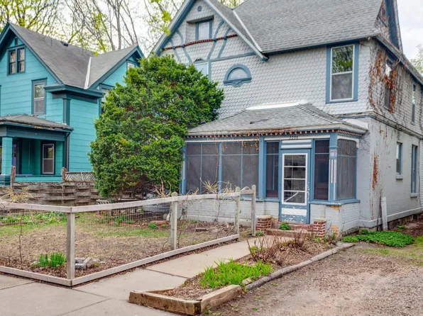 2208 Grand Ave S, Minneapolis, MN 55405