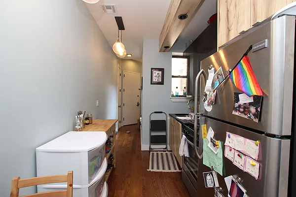 Rented by Nooklyn NYC LLC | media 30