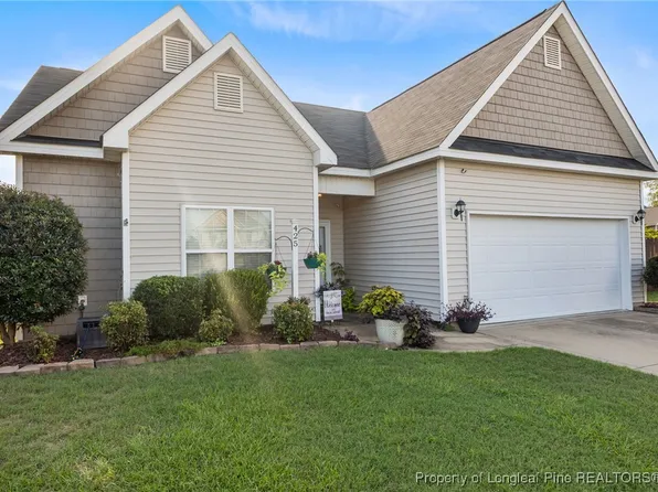 425 Scipio Ct, Hope Mills, NC 28348