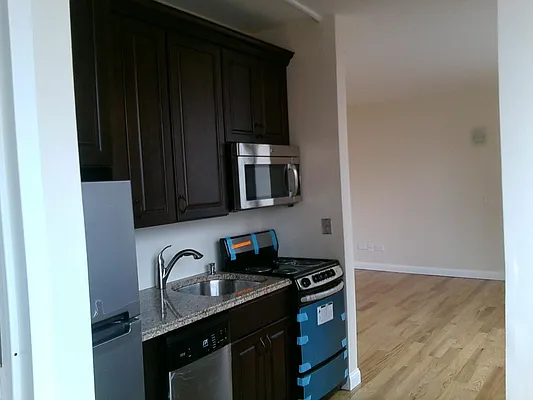 Sold by Summit Property Advisors  | media 3
