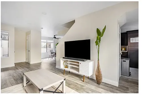 746 N Eucalyptus Ave #2 Photo 1