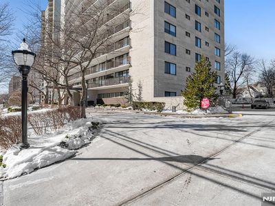 277 Prospect Ave APT 18B, Hackensack, NJ, 07601