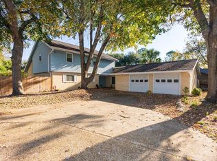 108 W Stephens Ct, Athens, TX 75751