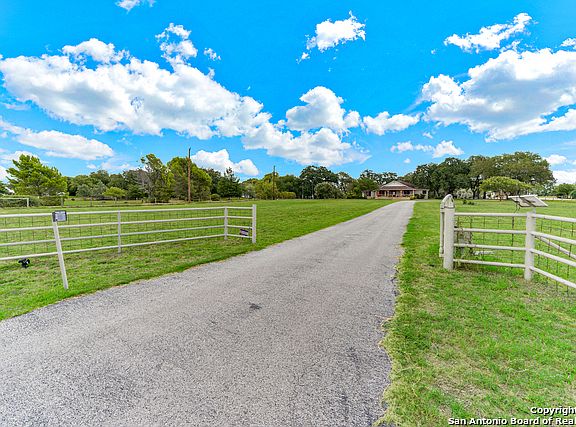 4th image of 633 Boldt View Dr
