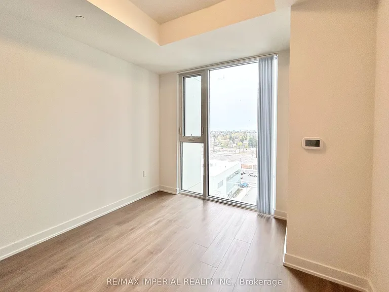 5858 Yonge St #712 — Photo 4