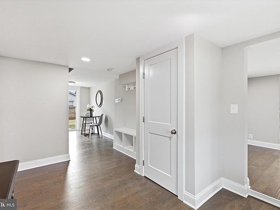 5th image of 42264 Ridge Rd