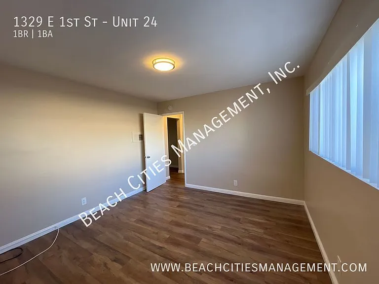 1329 E 1st St #24 — Photo 23