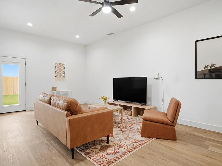 7941 Sawdust Trl — Photo 4