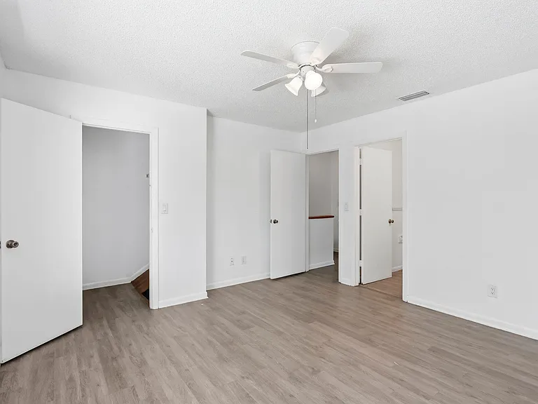 2305 Seaside Dr — Photo 22
