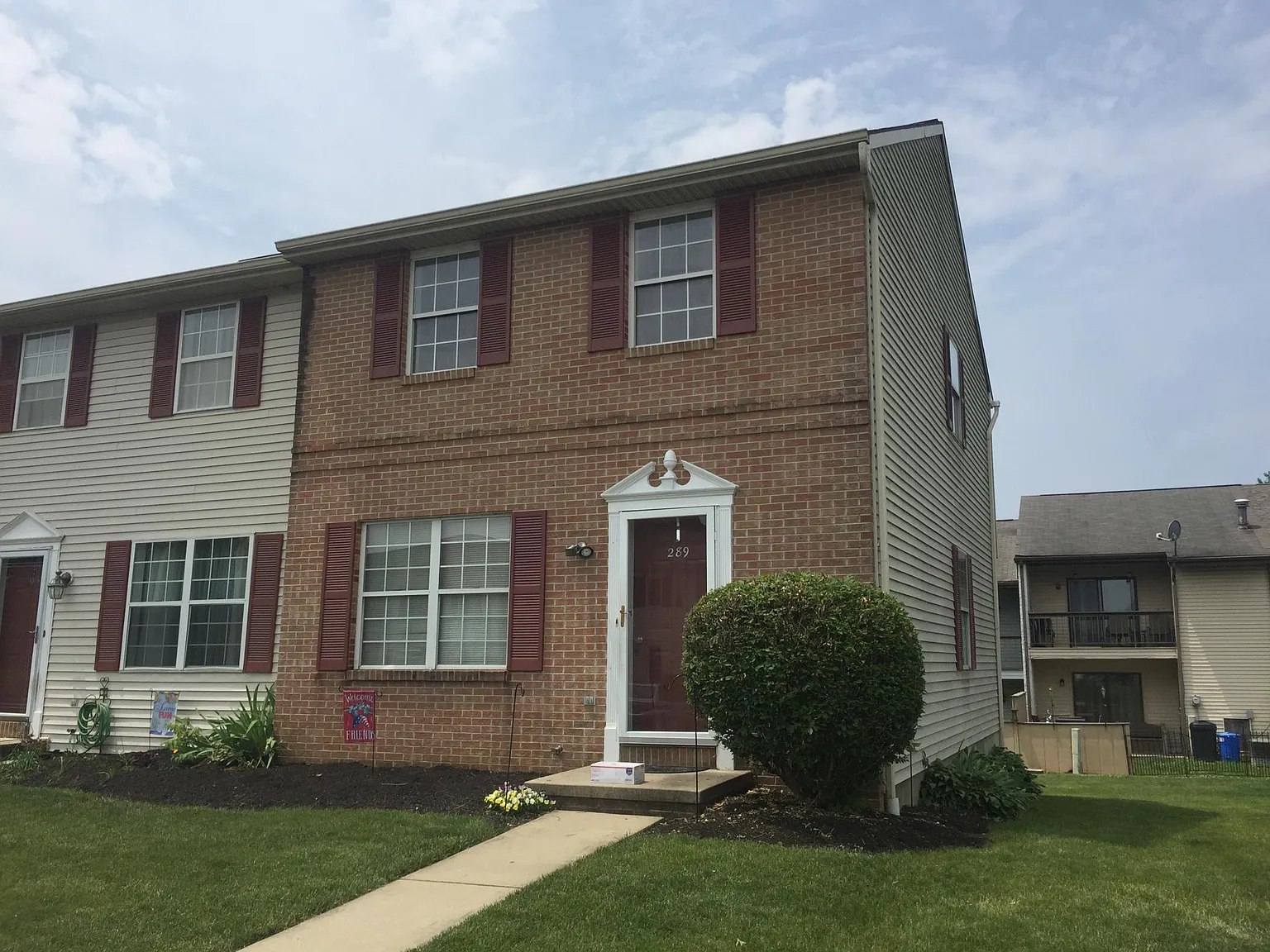 289 Greenland Dr photo 1
