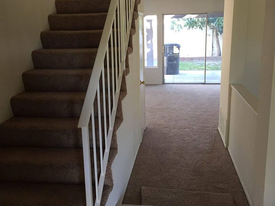 Enterance - Stairs to 2nd Story