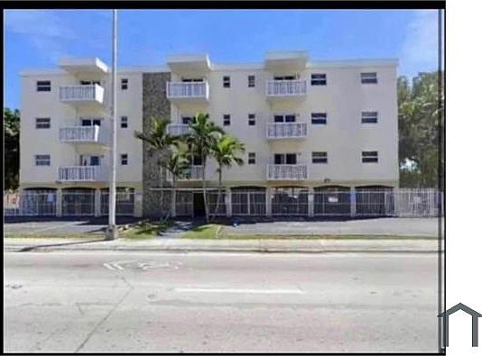 2nd image of 360 NE 125th St