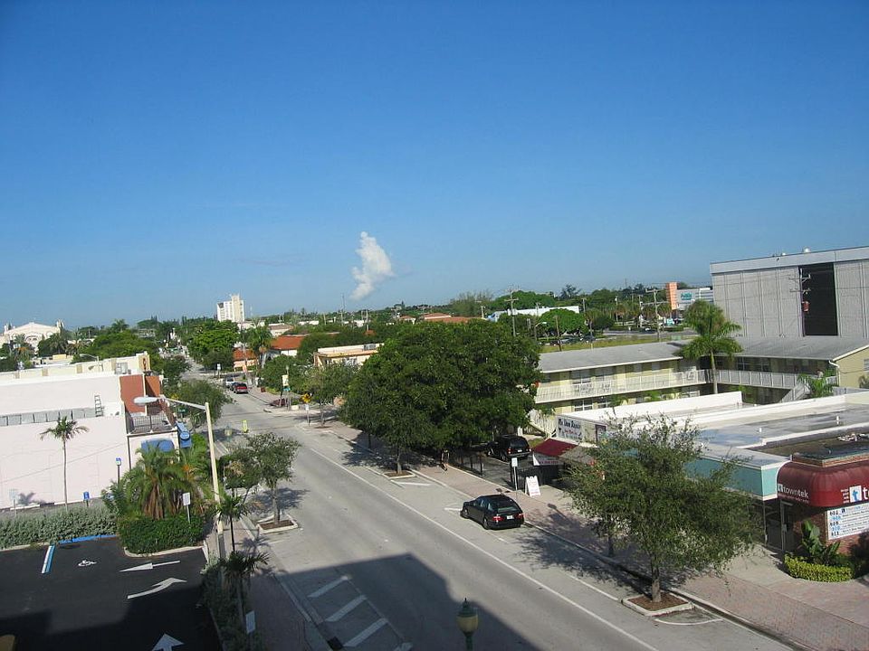 1st image of 511 Lucerne Ave APT 608