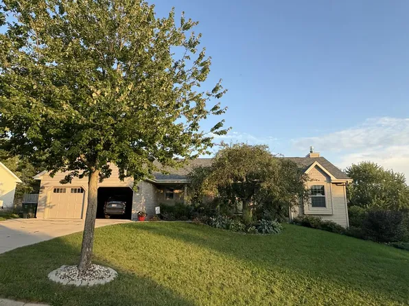 1112 Seminole DRIVE, Fort Atkinson, WI 53538
