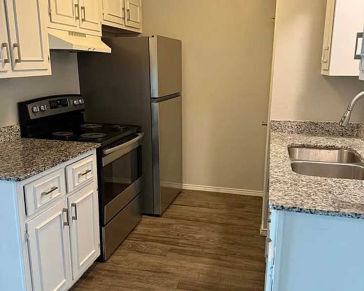 501 Industrial Dr W #501 — Photo 19