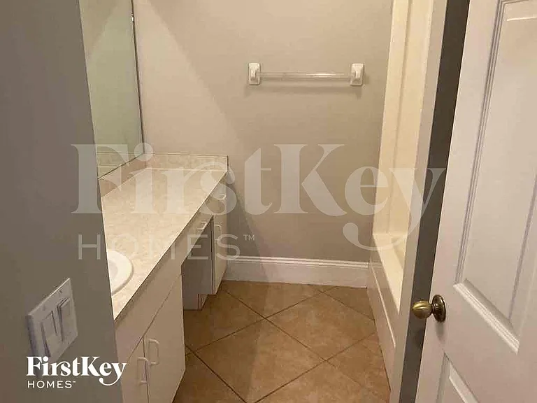 1822 NW Embers Ter — Photo 19