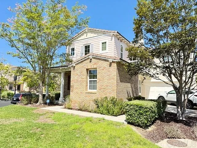 4 bed, 2056 sqft, $5,950 — Photo 3