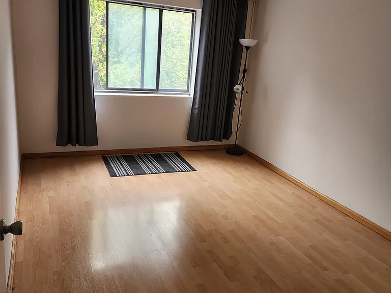 2613 Emmons Ave #2B — Photo 5