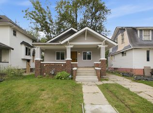 39 Cedarhurst Pl, Highland Park, MI 48203