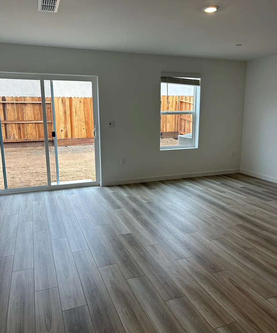 3 bed, 1494 sqft, $2,650 — Photo 4