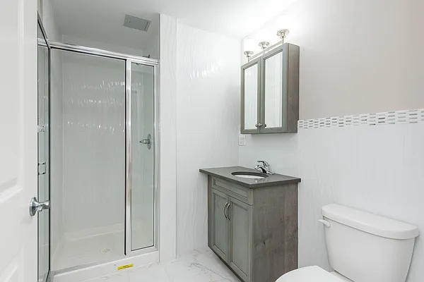 Rented by Nooklyn NYC LLC | media 55