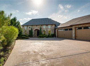 12609 Lakeview Ct, Fort Worth, TX 76179