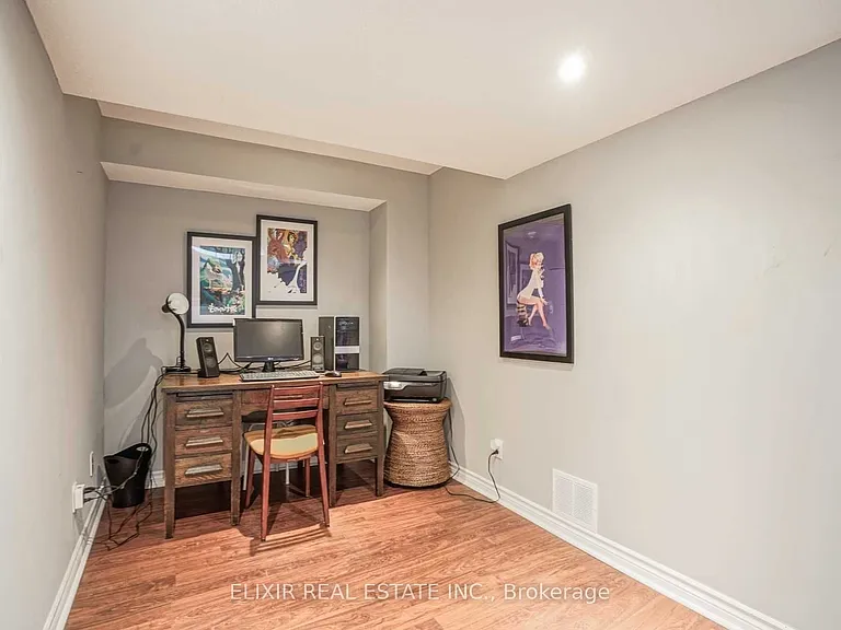 32 Florette Pl — Photo 17