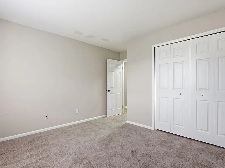 The Lenox Apartment Homes — Photo 73