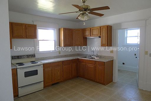 5th image of 1524 7th St SE