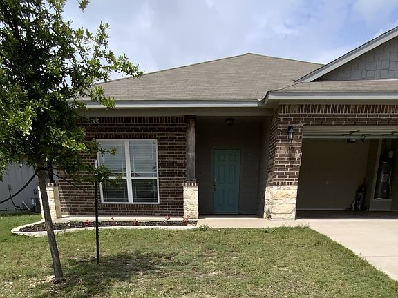 3rd image of 1228 Grand Oak Trl