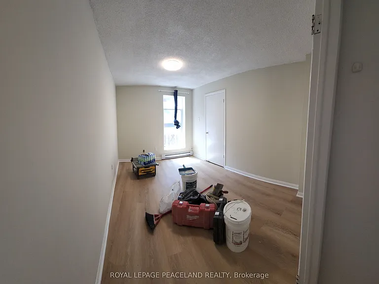 556 Spadina Cres #5 — Photo 11