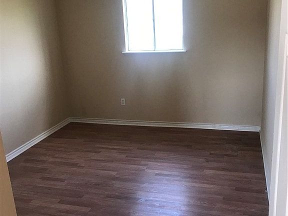 3rd image of 510 Alfred Dr