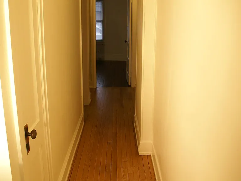 619 Hepburn St — Photo 13