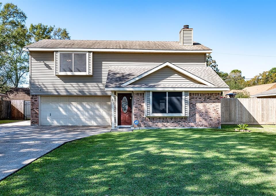 1st image of 310 Chesnut Dr