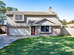 310 Chesnut Dr, Highlands, TX 77562