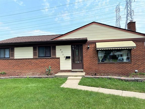 2nd image of 37130 Alper Dr